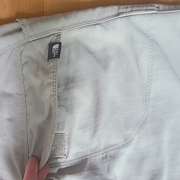 The North Face Nylon Cargo Hiking Pants - Picture 6 of 16